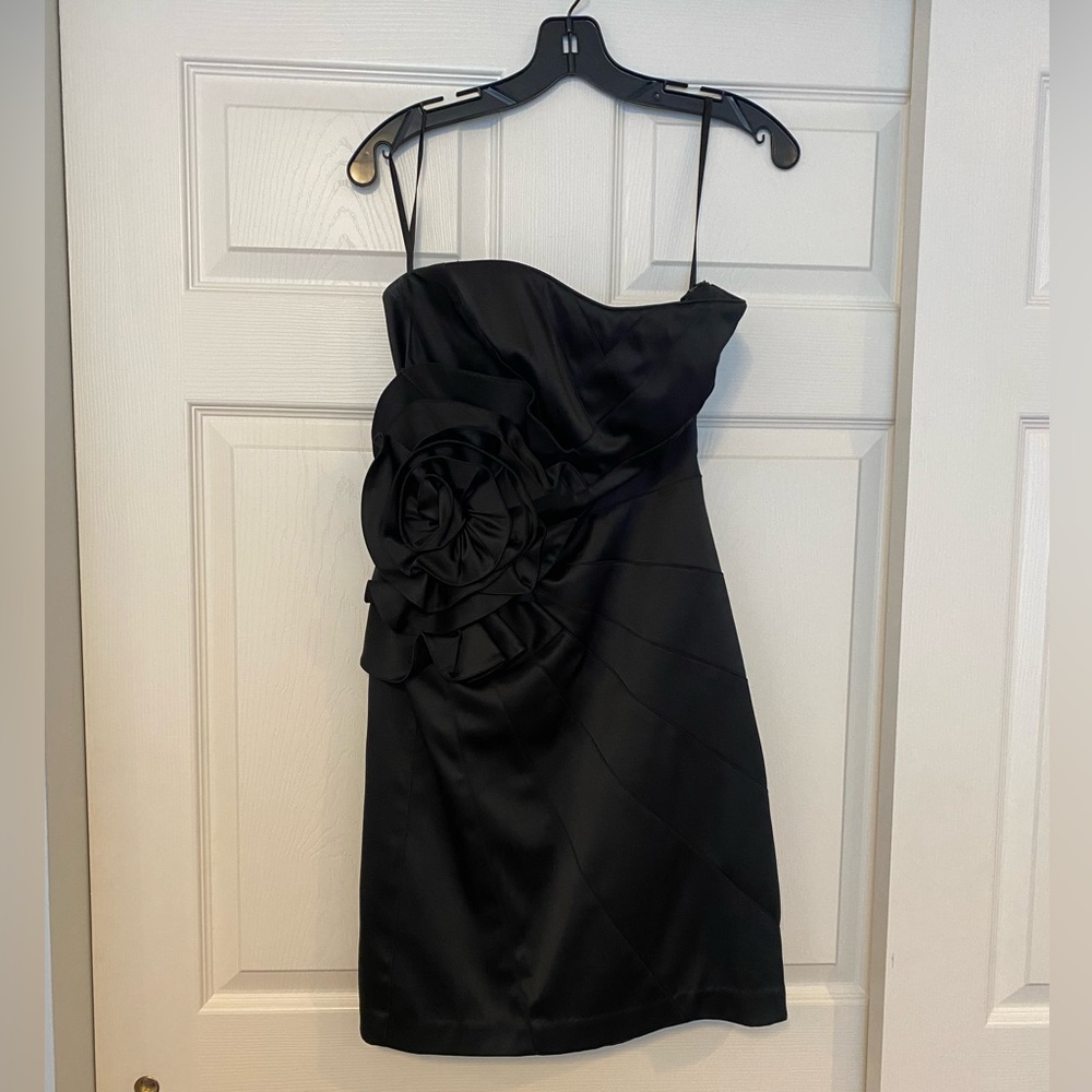 White House black market size 4 strapless black dress